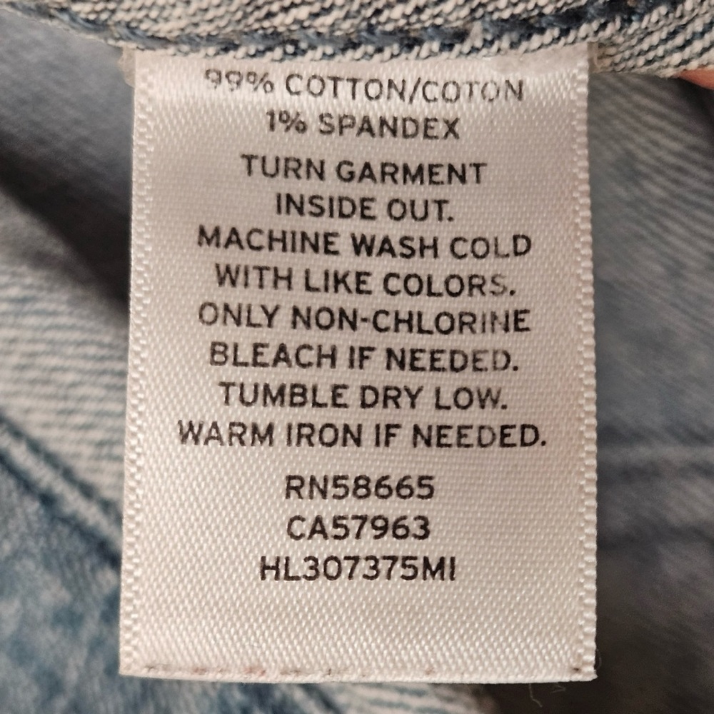 Treasure & Bond Women’s Distressed Blue Jean Jacket, Size Medium - Picture 11 of 11